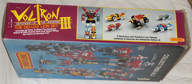 Matchbox Voltron III Defender of the Universe The Deluxe Lion Set side cover other names Beast King GoLion, Hundred-Beast King Go Lion, Hyakujū Ō Golion, King of Beasts Golion, Lion Force Voltron, Voltron of the Far Universe, Voltron, difensore dell'universo, Voltron, el defensor del universo, 百獣王ゴライオン