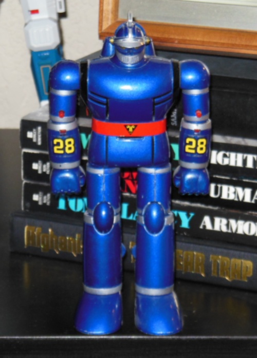 New Tetsujin 28 GB-23 ST by Popy 1980 from anime New Tetsujin-28(Taiyo no Shisha Tetsujin 28-go 鉄人２８号（新)) 1980-1981 front of robot aka Ironman 28, Super robot 28, The New Adventures of Gigantor