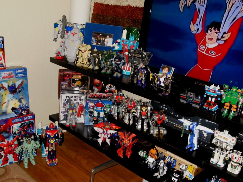 Dave's Collection of mostly Transformers with a sprinkling of Godaikin, Dougram and Gundam robots