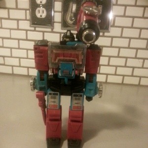 Perceptor(パーセプター Pāseputā) - 1985 Transformers Generation 1 Autobot G1 Japanese ID number 39 Percepto